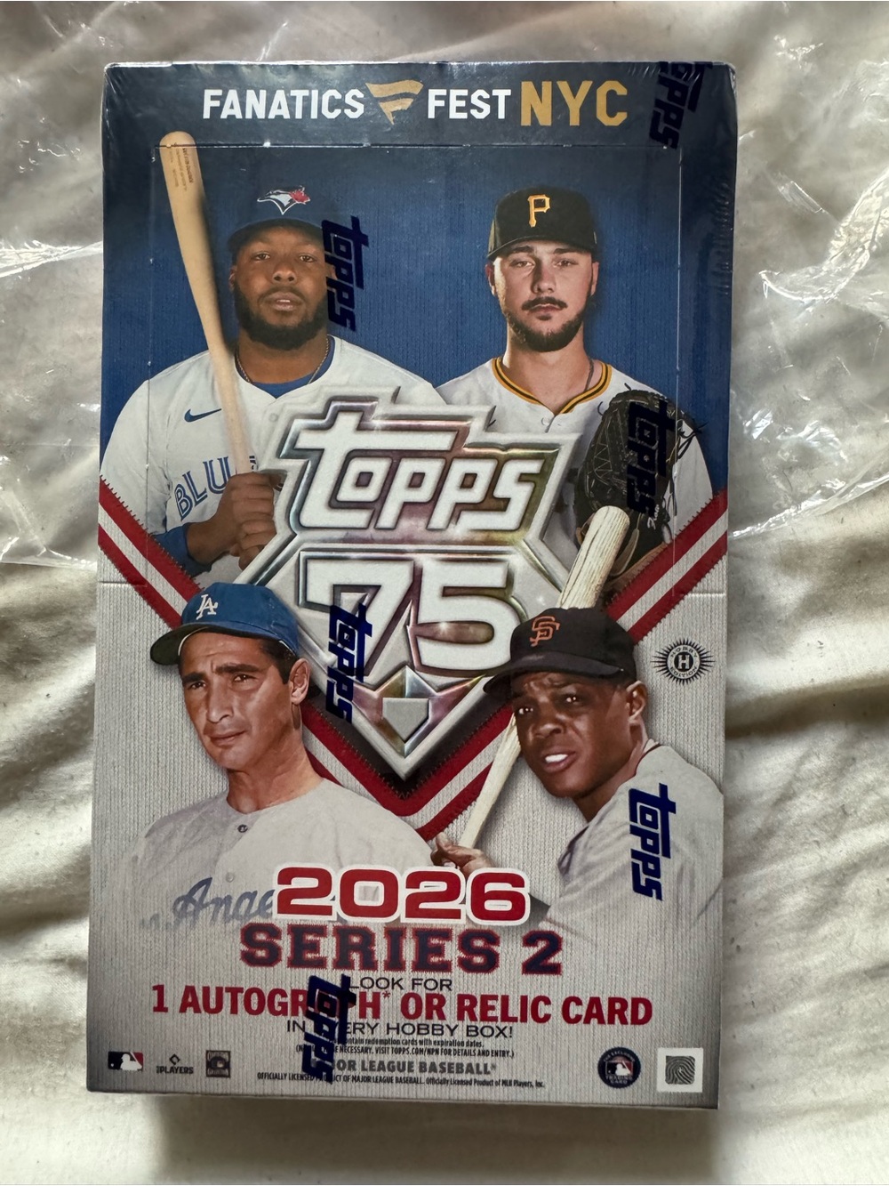 Topps 2026 Series 2 Baseball Box - Blue, White, Red